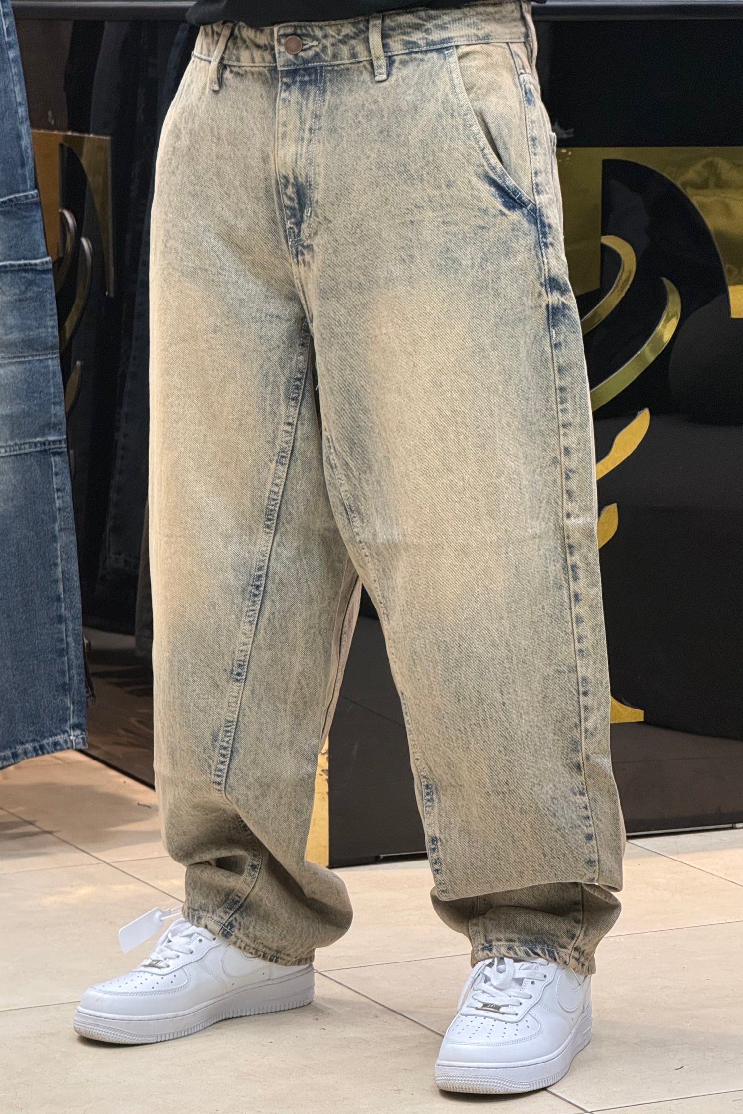 BALLOON FIT JEANS DIRTY CLAIR