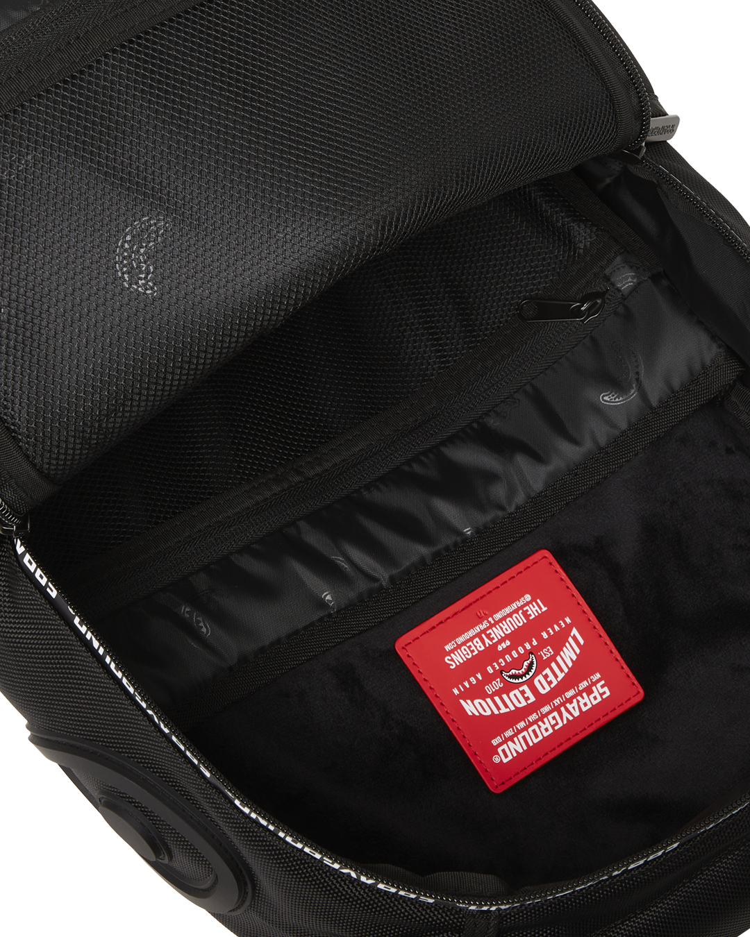 STREETVOLUME THE HERO WHITE TAPE DLXR BACKPACK
