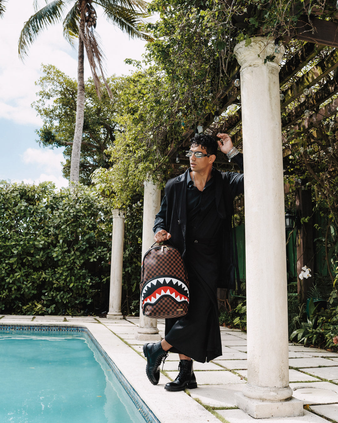 STREETVOLUME SAWTOOTH SHARKS IN PARIS DLXSV BACKPACK