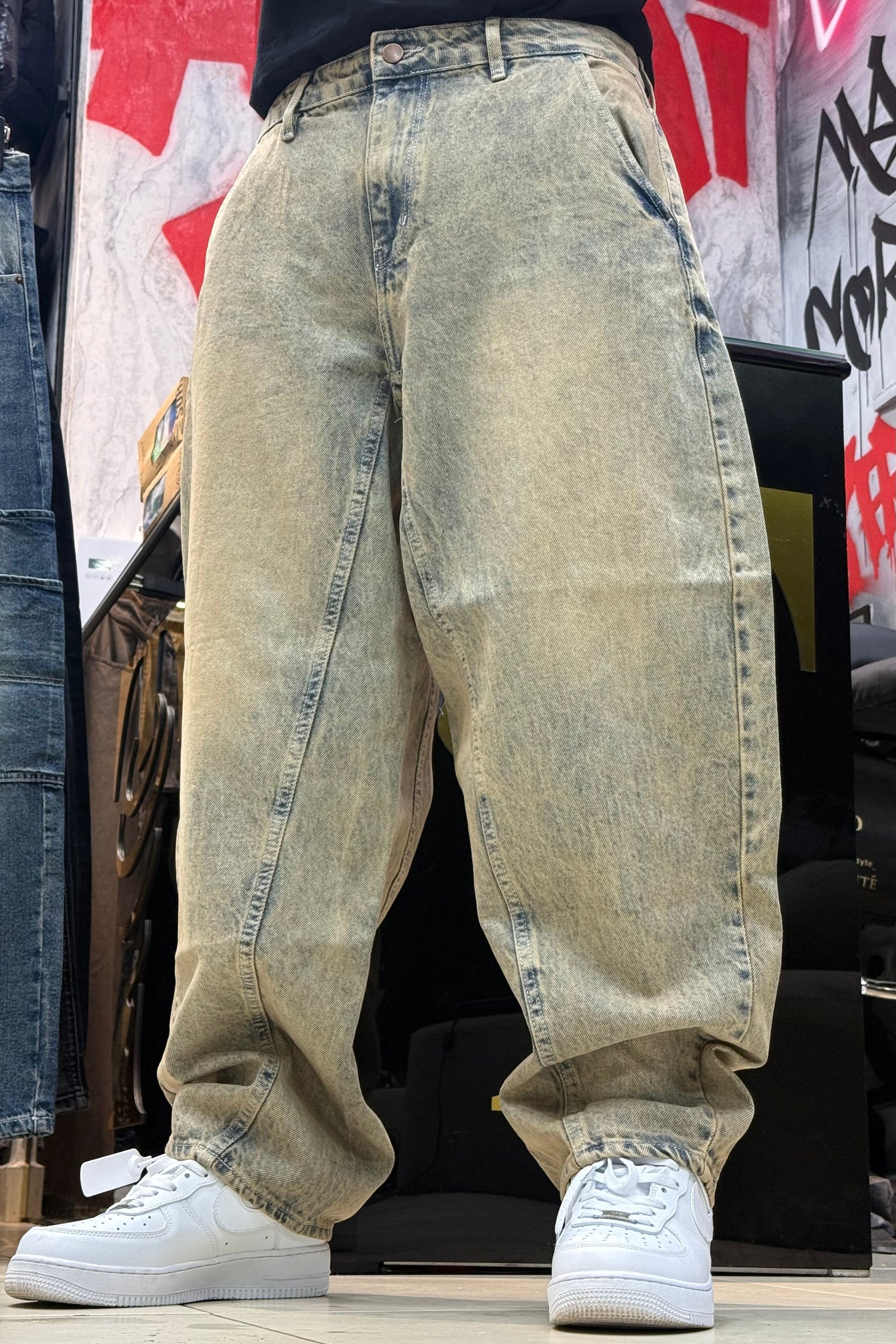BALLOON FIT JEANS DIRTY CLAIR