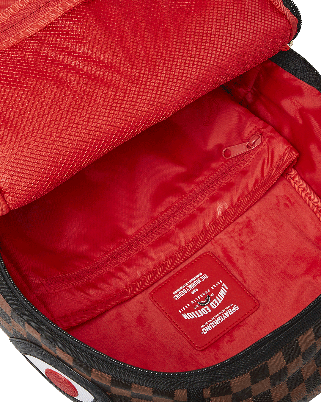 STREETVOLUME SAWTOOTH SHARKS IN PARIS DLXSV BACKPACK