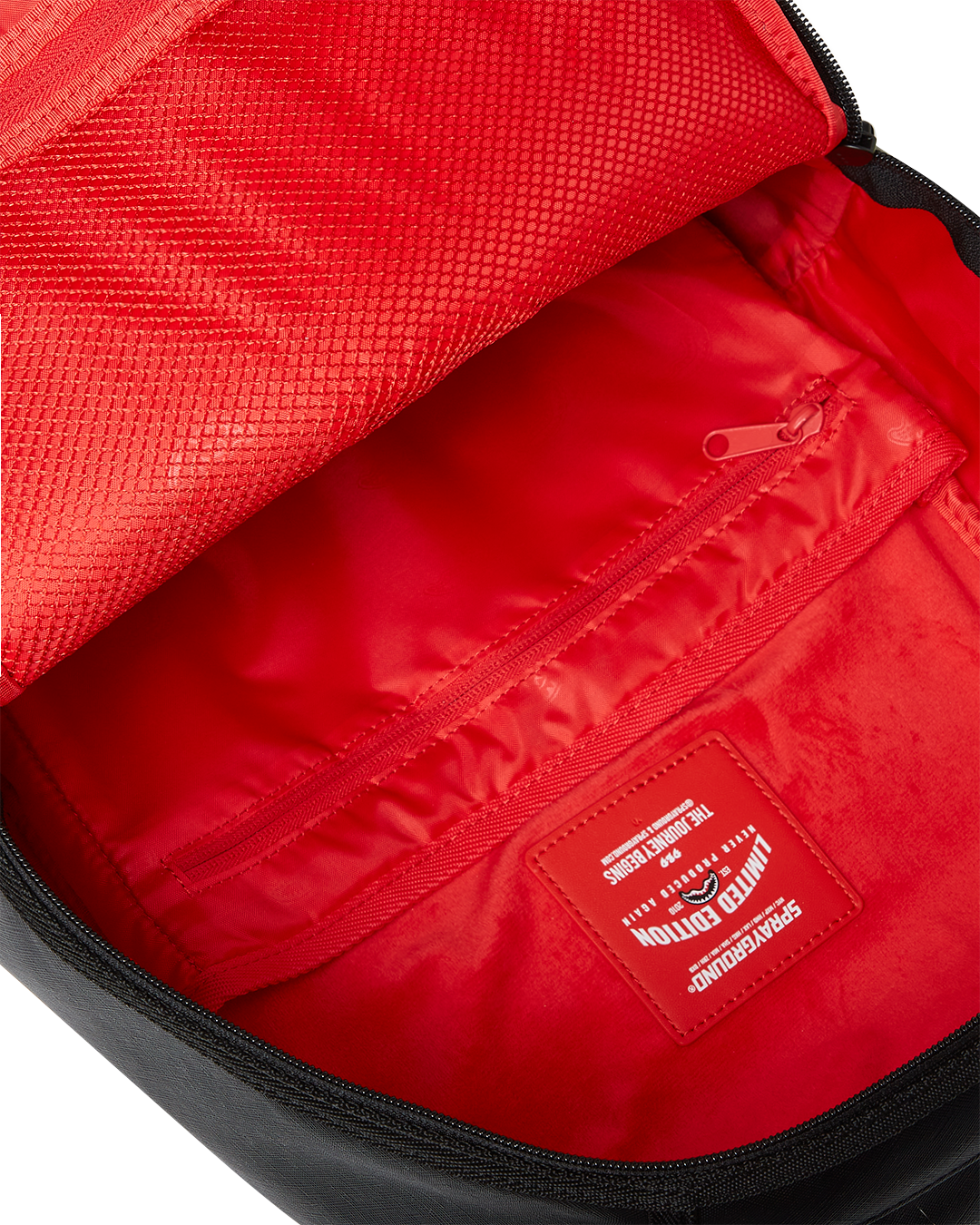 STREETVOLUME SHARK CENTRAL LAX BACKPACK